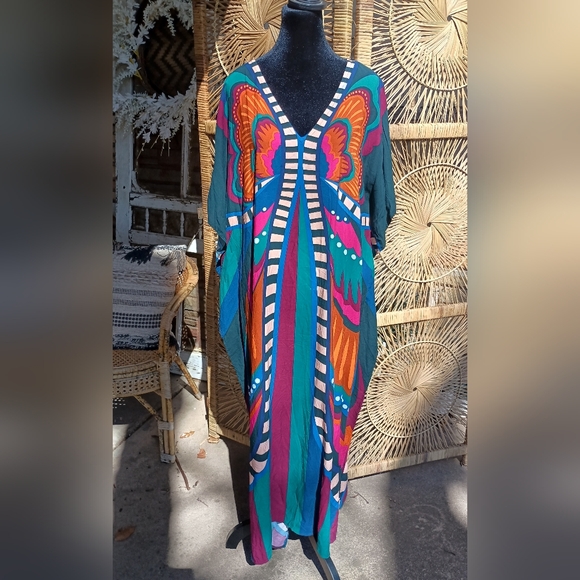Colorful Butterfly Patterned Bohemian Kaftan Dress_One Size Fits Most_Large - Picture 3 of 7